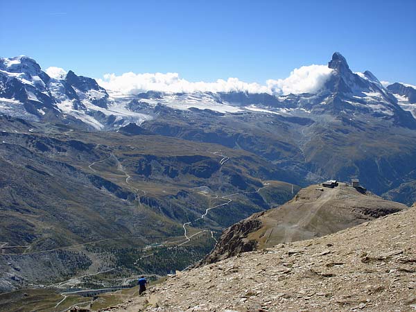 Blick über Unterrothorn zum Matterhorn