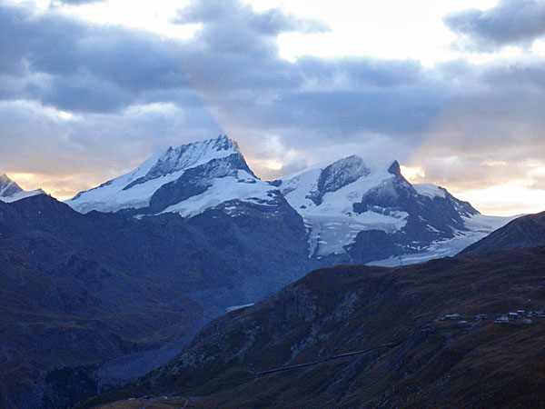 Rimpfischhorn und Strahlhorn mit dem Findelgletscher