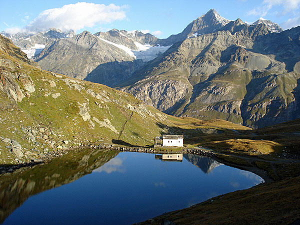 Schwarzsee mit Kapelle 