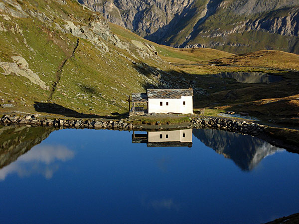 Schwarzsee mit Kapelle 