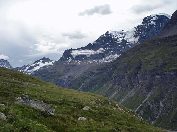 Hoch über dem Lac de Mauvoisin