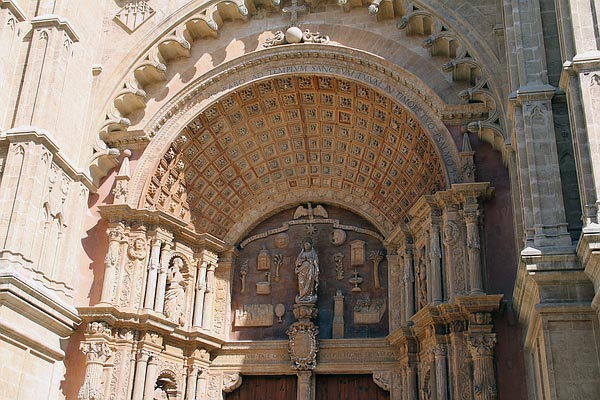 Portal der Kathedrale