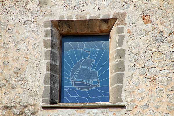 Fenster der Iglesia de La Nativitat de Maria