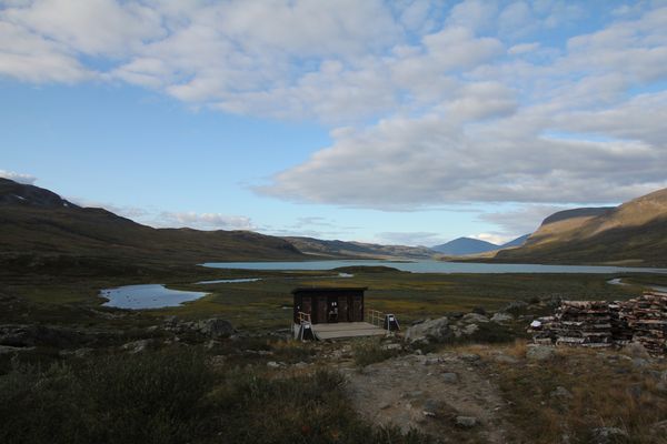 Toilettenhäuschen der Alesjaure-Hütte