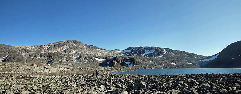 Wir passieren den See 1090 der Čáihnajávrrit-Seen