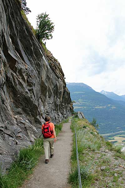 An der Felswand im Bietschtal