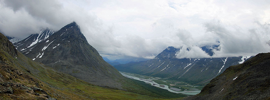 Blick hinab ins Rapadalen