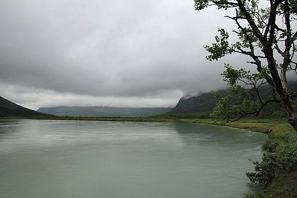 Am Ufer des Ráhpaädno