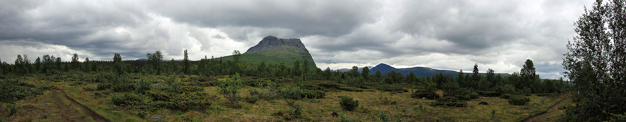 Blick vom Kungsleden zum Tjahkelij