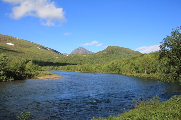 Am Ufer des Tarraätno