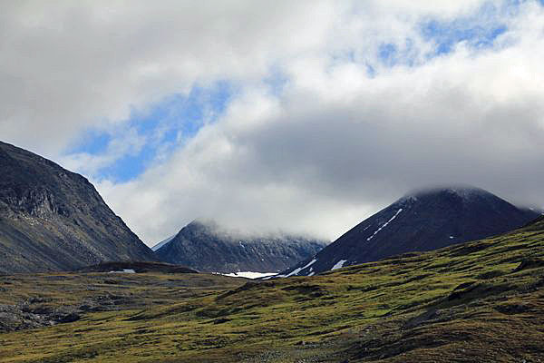 Berge am Bossosjohka