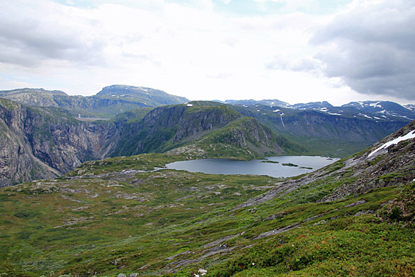 Blick zum Skytjedalsvatnet und Rembesdalsvatnet