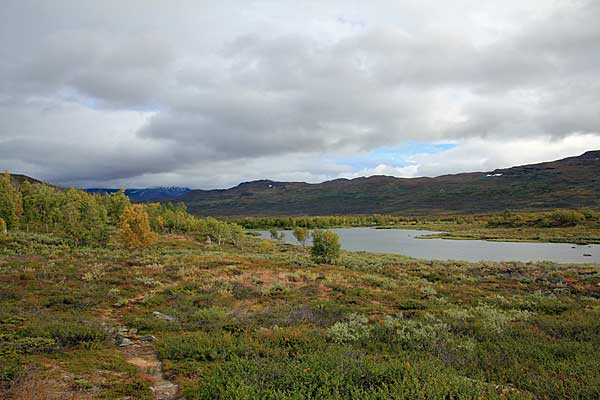 Der Kamajåkka oberhalb des Gámajávri