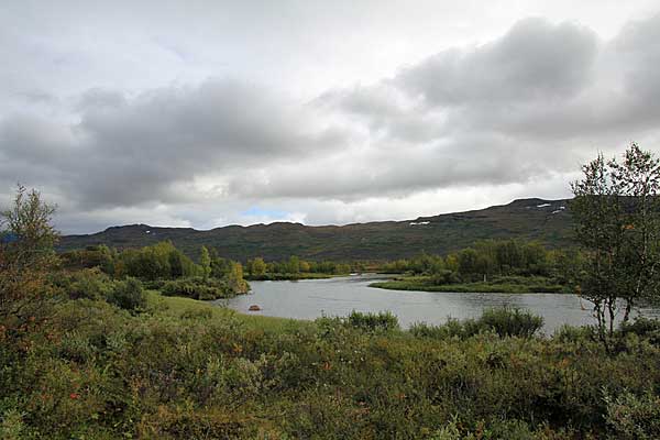 Der Kamajåkka oberhalb des Gámajávri