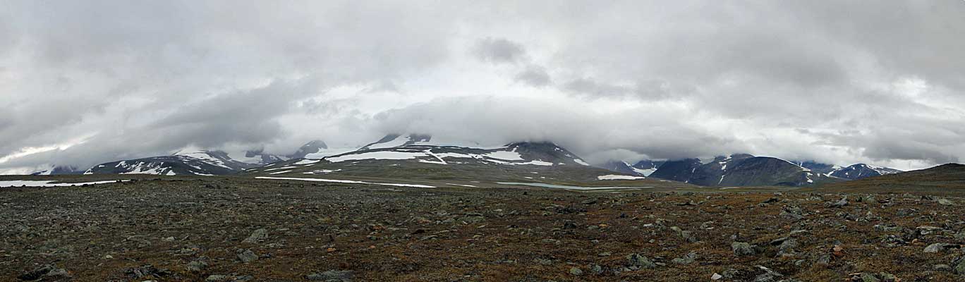 Der wolkenverhangende Ryggåsberget