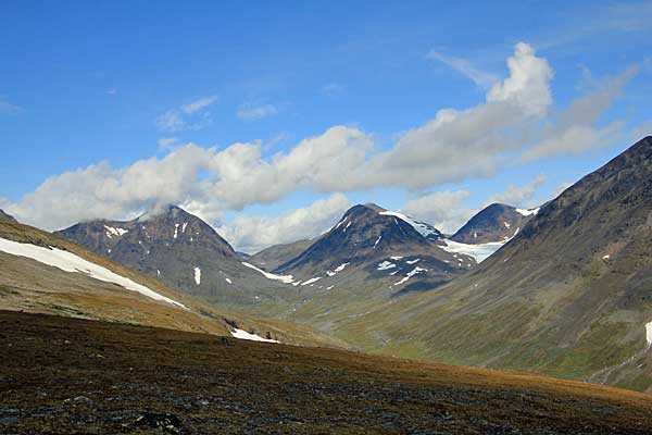 Blick in Sarvesvágge und Niejdariehpvágge