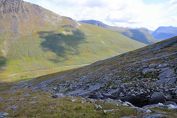 Fluss vom Luohttotjåhkkå