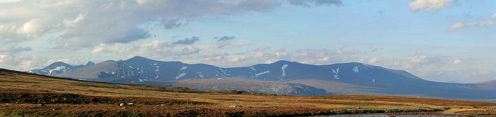 Blick zum Pårte-Massiv