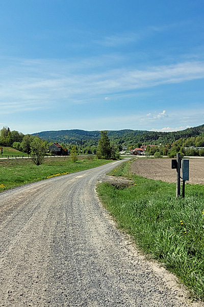 Strasse nach Berg