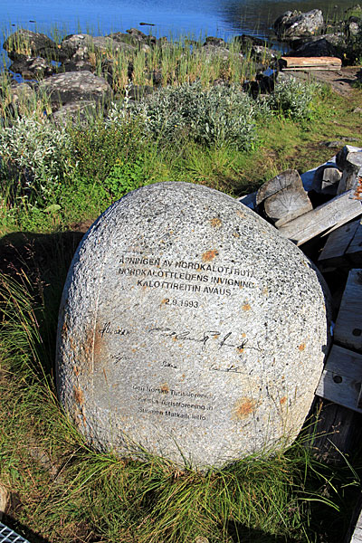 Gedenkstein zur Einweihung