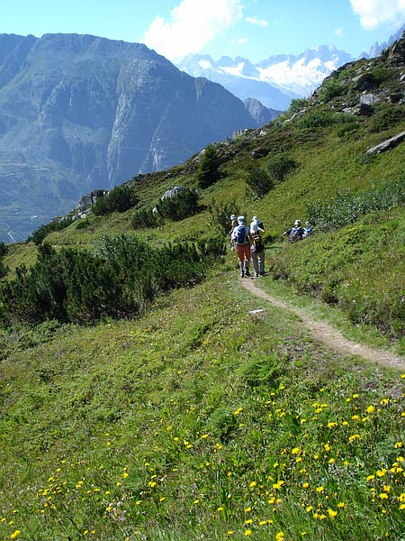 Abstieg nach Andermatt