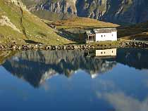 Schwarzsee mit Kapelle 