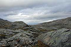 Durchs Felsenmeer zum Sillesčorru