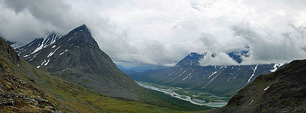 Blick hinab ins Rapadalen