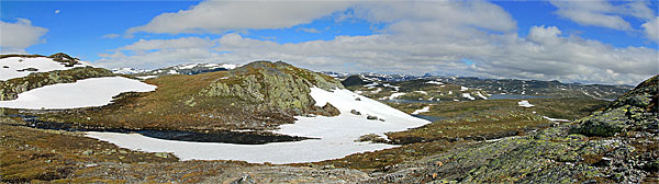 Blick zum Kvennsjøn vom Weg zwischen Bynuten und Velurenuten