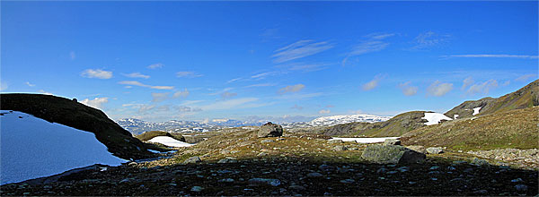 An der Westflanke des Luranuten entlang