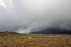 Wolken ziehen über die Luohttoláhko-Ebene