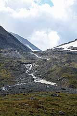 Fluss vom Gletscher Nuortap Luohttojiegŋa