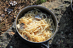 Pasta mit Champignons und Käse