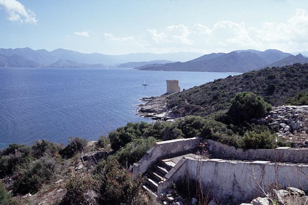 Blick zum Turm Mortella