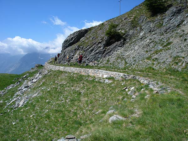Alter Lorenweg am Stausee Lago Gabiet