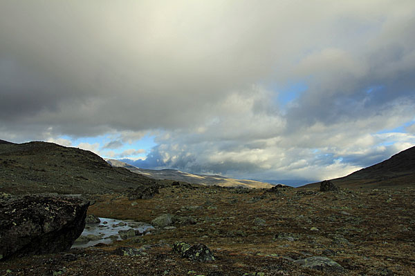 Blick zum Visdalen vom Ufer des Leirtjønne