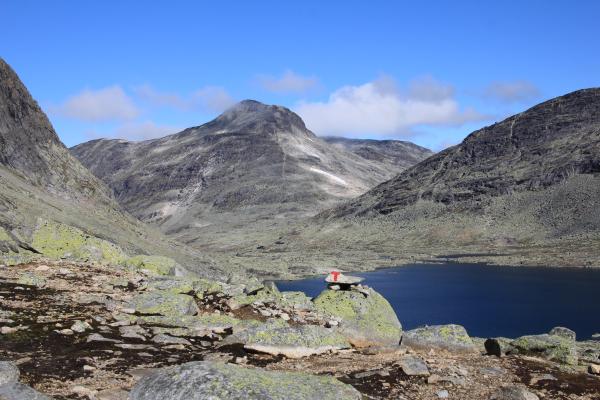 Blick zurück zum See 1442 und Olavsbu