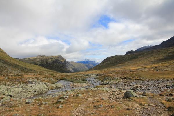 Veslådalen mit Gjendetunga