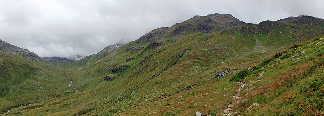 Blick ins Val dal Tschüvel