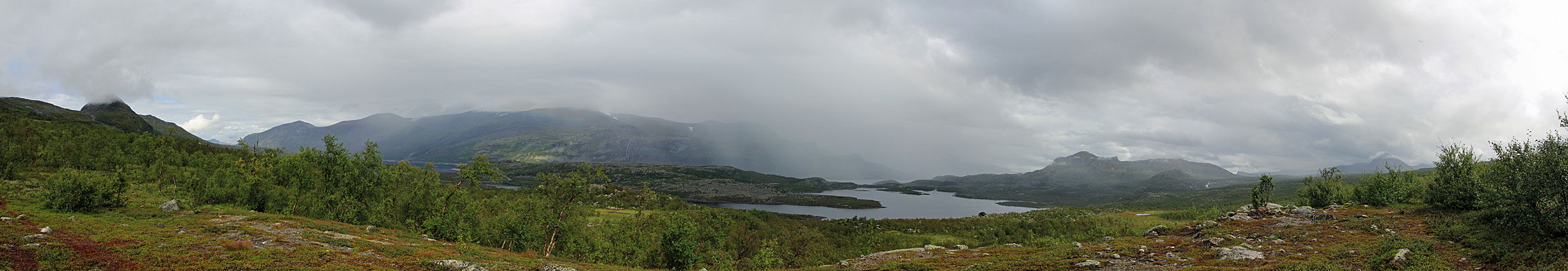Nieras, Jiertájávrre und Alep Gierkav
