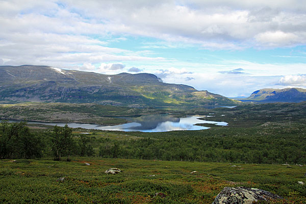 Nieras und Jiertájávrre