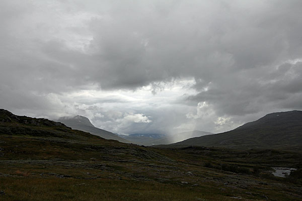 Regen in Stáddájåhkå