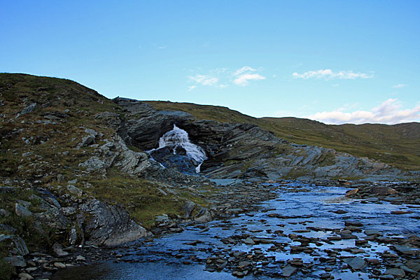 Flussquerung am Råvejávrre