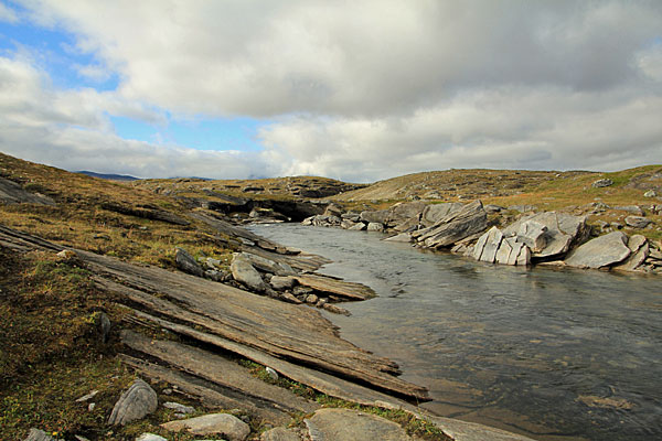 Seeabfluss des Råvejávrre