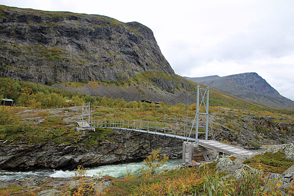 Brücke an der Njunjesstugan