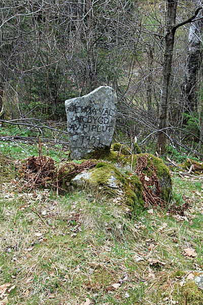 Gedenkstein bei Björkebohagen