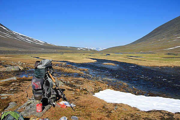 Mittagspause am Ballinjohka