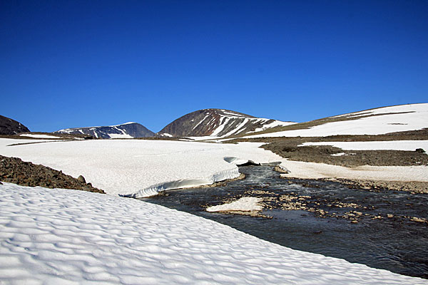 Gletscherfluss vom Moarhmmáglaciären