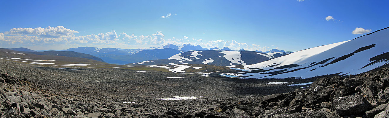 Abstieg vom Mårmapasset 