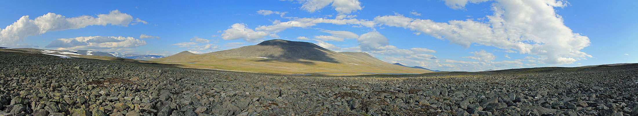 Geröllfelder so weit das Auge reicht